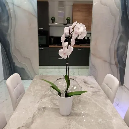Lejlighed Garden Boutique Andria